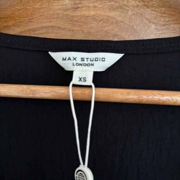 NWT! Max Studio Bubble Sleeve Mini Dress - Picture 4 of 10